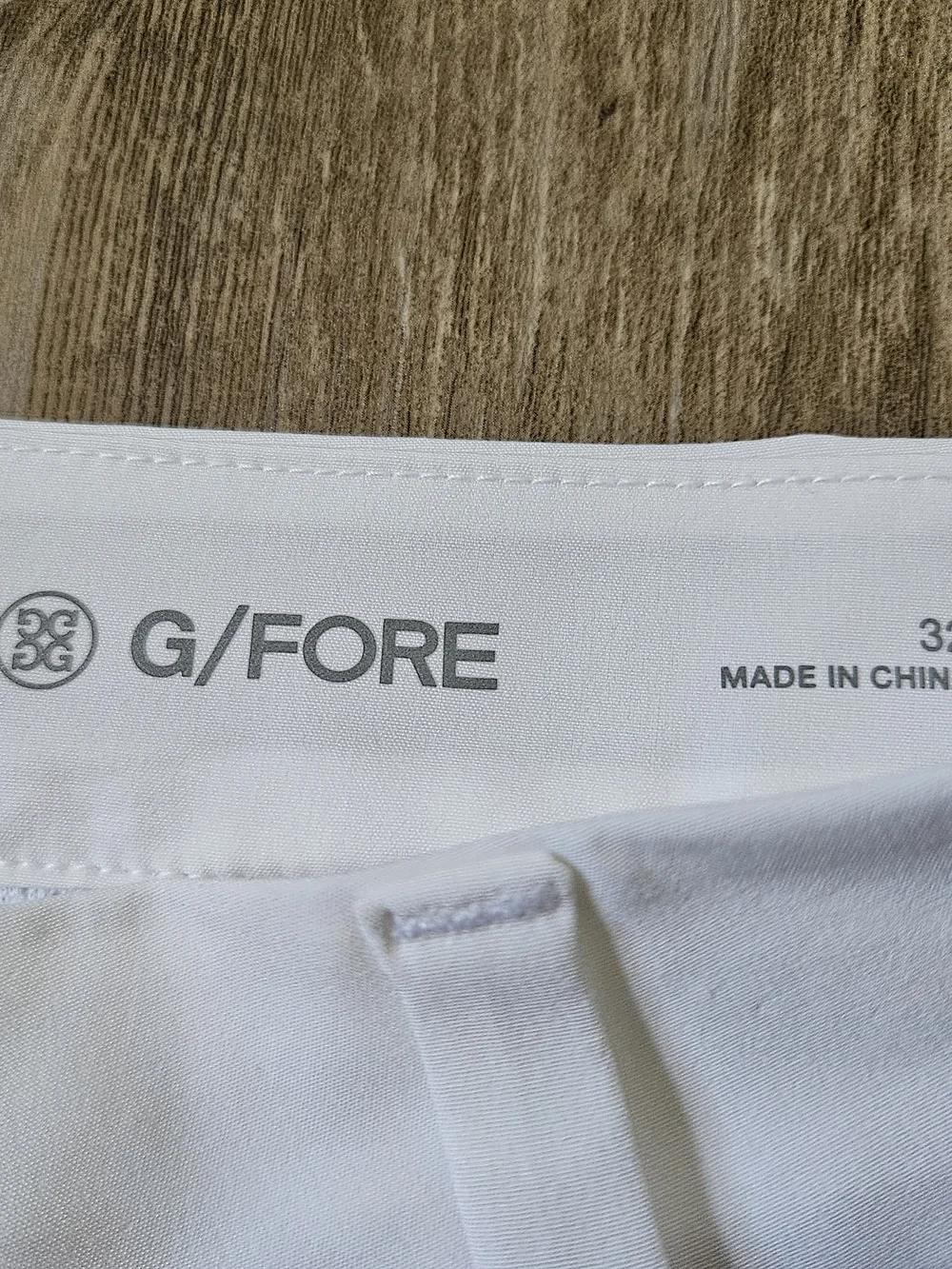 G/FORE Maverick White Men’s Stretch Active Performance Golf Shorts Size 32